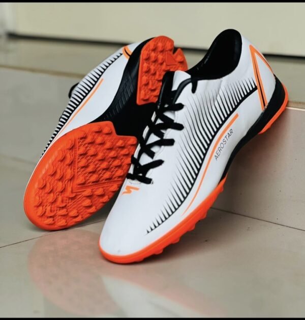 Boot(Turf) - Image 2